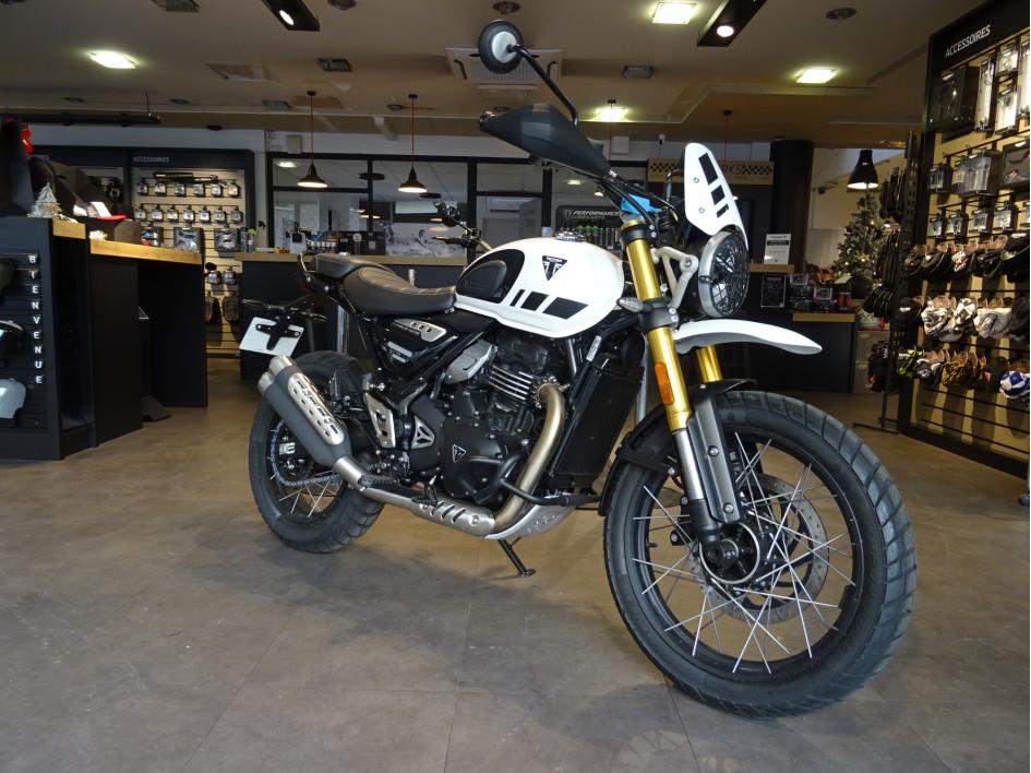 TRIUMPH SCRAMBLER 400 XC