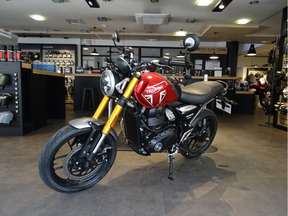 TRIUMPH SPEED 400