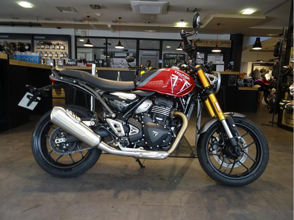 TRIUMPH SPEED 400