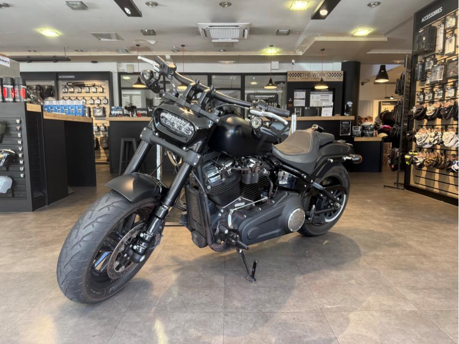 HARLEY-DAVIDSON FXFBS FAT BOB 114