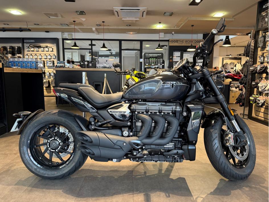 TRIUMPH ROCKET 3 R STORM