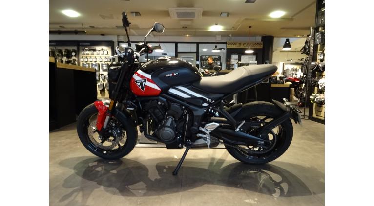 TRIUMPH TRIDENT 660