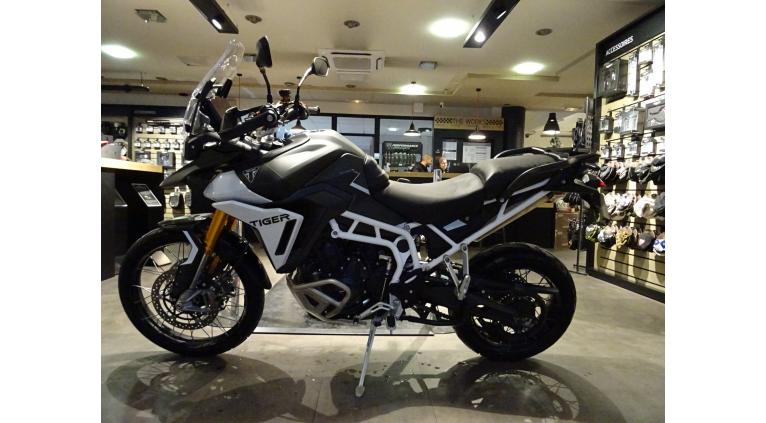 TRIUMPH TIGER 900 RALLY PRO