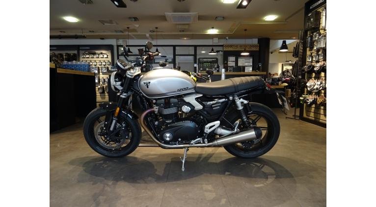 TRIUMPH SPEED TWIN 1200