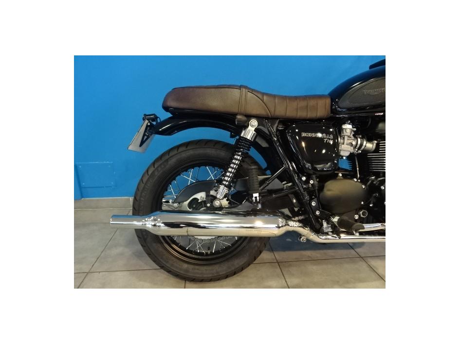 BONNEVILLE T100 BLACK 