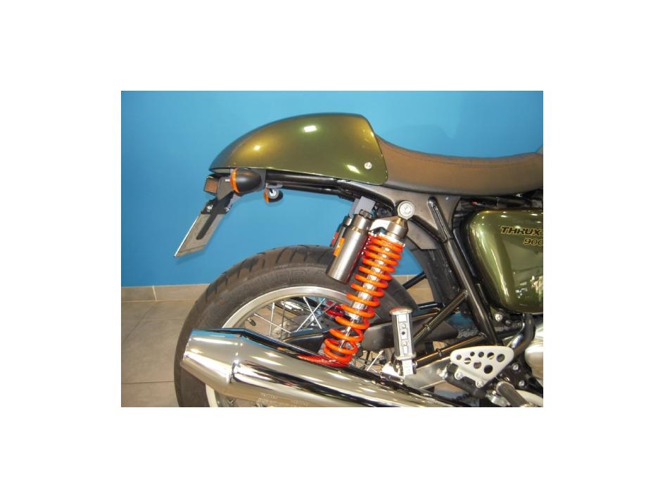 Thruxton R